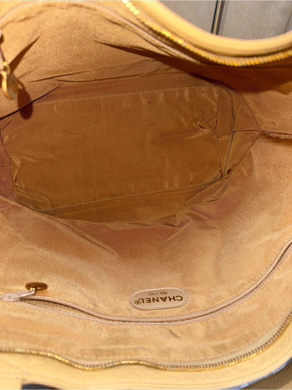 Chanel Caviar Leather CC Tote Bag Gold Hardware Vintage Shoulder Shopper - Picture 10 of 16